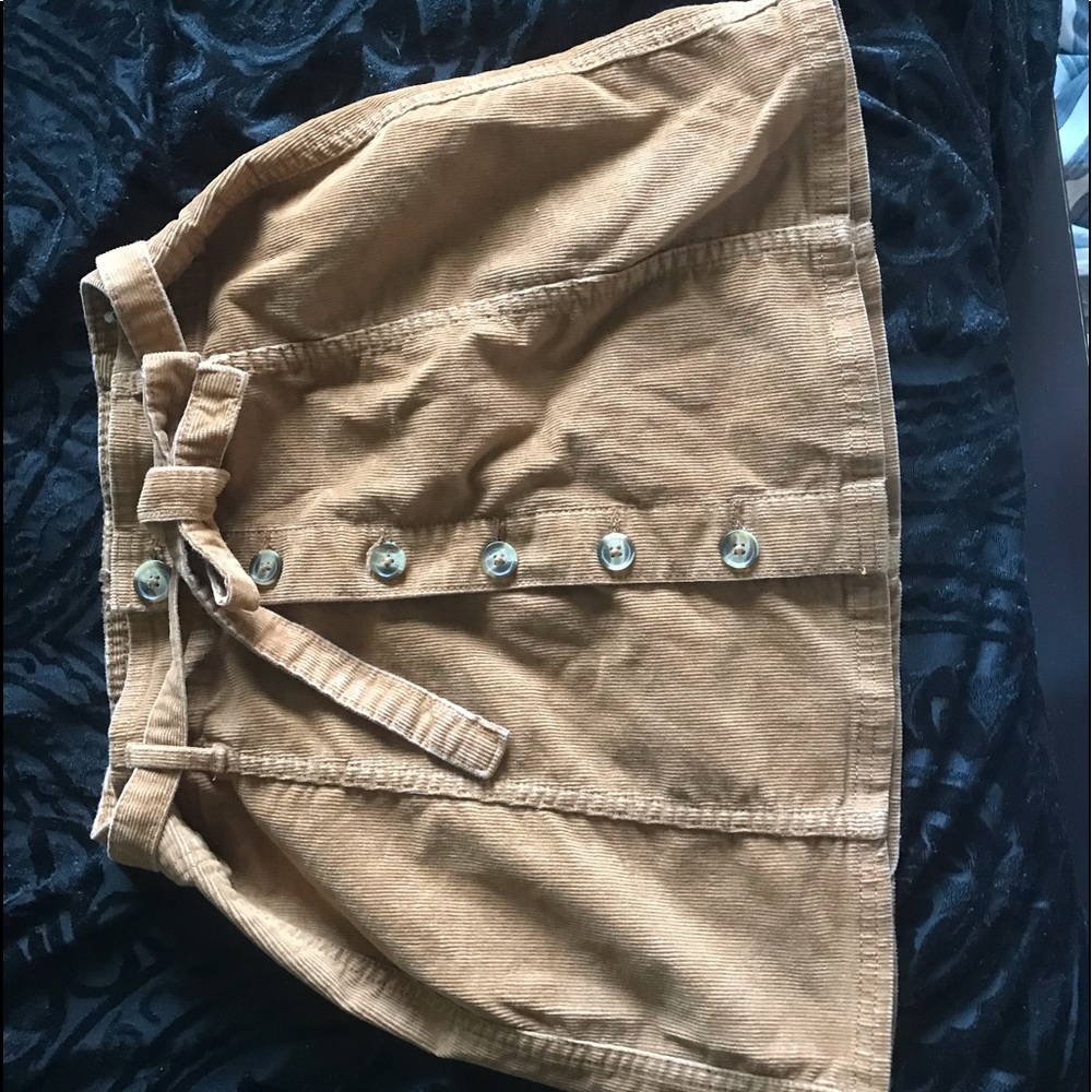 Mini skirt size 4
